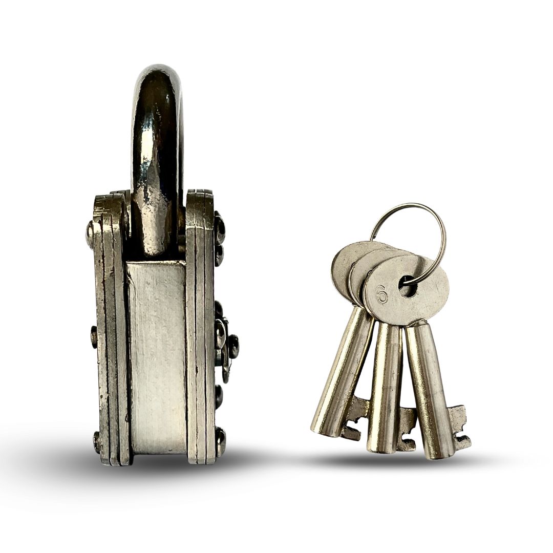 BLACK BOX 2 INCH KEYS